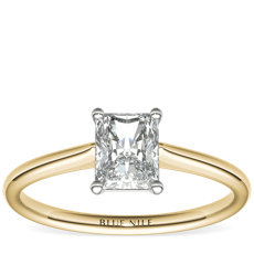 Petite Solitaire Engagement Ring in 18k Yellow Gold 